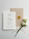 КРЕМОВОЕ СВАДЕБНОЕ ПРИГЛАШЕНИЕ С ИНИЦИАЛАМИ НА ГЕРБЕ