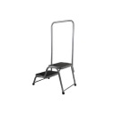 ДВОЙНАЯ ВХОДНАЯ СТУПЕНЬ СО СТАЛЬНЫМИ ПОРУЧНЯМИ