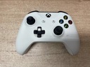 KONSOLA XBOX ONE S 500GB PAD OKABLOWANIE Dysk / wbudowana pamięć 500 GB