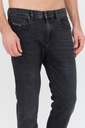 DIESEL Czarne jeansy D-strukt Slim 32 Nazwa koloru producenta 02B BLACK