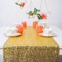 Элегантный блеск на столике «Золотое причастие».