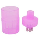 Синий аппликатор для кожи головы и массажная расческа для волос.