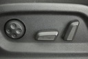 Audi Q5 3.0 TDI, 236 KM, 4X4, Automat, Skóra Wyposażenie - bezpieczeństwo ESP (stabilizacja toru jazdy) Isofix Poduszka powietrzna chroniąca kolana Poduszki boczne przednie ASR (kontrola trakcji) Poduszka powietrzna kierowcy ABS Poduszka powietrzna pasażera