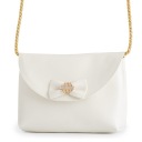 Сумочка для девочки цвета экрю 105E