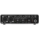 USB-аудиоинтерфейс Behringer UMC204HD