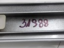 MERCEDES C-KLASA W203 MOULURE PORTES DROIT AVANTphoto 6