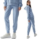 СПОРТИВНЫЕ БРЮКИ ЖЕНСКИЕ 4F СПОРТИВНЫЕ БРЮКИ ИЗ ХЛОПКА С КАРМАНАМИ SS24F606