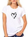 ЖЕНСКАЯ ФУТБОЛКА С ПРИНТОМ СЕРДЦЕ p S