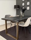 Stôl LOFT METAL so striebornými nohami Tvar stola obdĺžnikový