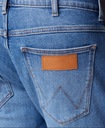 JEANS Wrangler LARSTON W18SJX21Y NOVÝ OBĽÚBENÝ W28 L32 Wr6.1 Dominujúca farba modrá