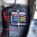 КОМПЛЕКТ КОРОБКИ ЗАПОБІЖНИКІВ АВТОМОБІЛЬНИХ 6-DROZNY 12-POL 32V 100A ПАНЕЛЬ ГНІЗДА ЗАПОБІЖНИКІВ  (18304622639) фото min 8