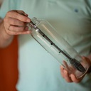 Длинная силиконовая щетка-очиститель для мытья стаканов, бутылок, банок.