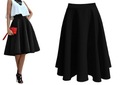 SPÓDNICA CZARNA Z KOŁA MIDI ROZKLOSZOWANA 44