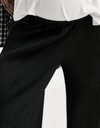 Čierne plisované tehotenské nohavice kuloty defekt 38 Veľkosť 38