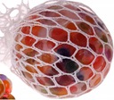 Антистрессовый мягкий виноград в сетке-шарике