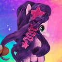 MY LITTLE PONY SADA PONÍKA PRINCESS PETALS NA ČESANIE + 16 DOPLNKOV Minimálny vek dieťaťa 5