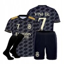 VINI JR. STRÓJ ROZMIAR 140 + GETRY