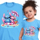 T-SHIRT NIEBIESKI DLA DZIECKA STITCH I SIMBA NA PLAŻY PREZENT 140 146
