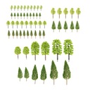 Миниатюрные модели деревьев желтого и зеленого цвета.