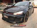 EMBLEMA NEGRO GOLF 7 SPORT VII GTI R VW JUEGO 