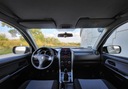 Suzuki Grand Vitara 1.9 Diesel 129KM Podniesio... Wyposażenie - bezpieczeństwo ABS ASR (kontrola trakcji) ESP (stabilizacja toru jazdy) Poduszka powietrzna kierowcy Poduszka powietrzna pasażera Poduszki boczne przednie