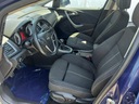 Opel Astra Raty Zamiana Gwarancja Nawigacja Wyposażenie - bezpieczeństwo ABS Alarm ASR (kontrola trakcji) Czujniki parkowania tylne Immobilizer Kurtyny powietrzne Poduszki boczne przednie Poduszka powietrzna kierowcy Poduszka powietrzna pasażera ESP (stabilizacja toru jazdy)