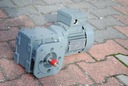 Угловой мотор-редуктор мощностью 0,37 кВт. 71 об/мин.. ШИТЬ