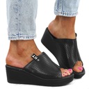 Czarne klapki damskie na koturnie lekkie wygodne ażur sandały TW23082 r.38