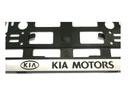 Серебряные рамки с надписью KIA под навеской.