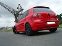 VW GOLF V 5 HATCHBACK - BRIDA NEGRA AL TAPA DE MALETERO TUNEADO 