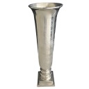 Высокая ваза