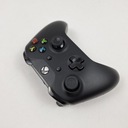 Pad XBOX ONE SERIES PC CZARNY BLACK KONTROLER 1708 Kompatybilne platformy PC Xbox Series Xbox One
