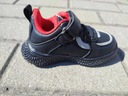Chlapčenské svietiace športové topánky adidas 27 Dominujúca farba čierna