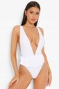 ЦЕЛЬНОЕ БЕЛОЕ ПЛАТЬЕ BOOHOO 40