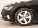 Audi A6 40 TDI, Serwis ASO, 201 KM, Automat Wyposażenie - komfort Wielofunkcyjna kierownica Elektrycznie ustawiane fotele Elektrycznie ustawiane lusterka Elektryczne szyby tylne Podgrzewane przednie siedzenia Podgrzewane tylne siedzenia Wspomaganie kierownicy Elektryczne szyby przednie Przyciemniane szyby