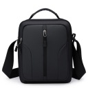 МУЖСКАЯ СПОРТИВНАЯ НАСТЕННАЯ СУМКА CLASSIC, ЧЕРНАЯ