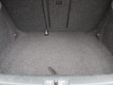 VW Golf 1.6 FSI, Klima, Klimatronic, Parktronic Wyposażenie - bezpieczeństwo ESP (stabilizacja toru jazdy) Poduszka powietrzna chroniąca kolana Poduszka powietrzna kierowcy Poduszki boczne przednie Isofix ABS ASR (kontrola trakcji) Poduszka powietrzna pasażera