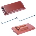 КРЫШКА БАТАРЕИ URSUS C330 С ОСНОВАНИЕМ, МЕТАЛЛИЧЕСКИЙ КОМПЛЕКТ