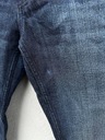 Hugo Boss W34 L32 štýlové tmavomodré džínsové nohavice Odtieň námornícky modrý