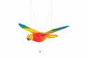 TARNAWA Lietajúci papagáj - drevený prívesok do postieľky Kód výrobcu 5903357360450