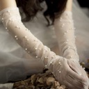 Dámske svadobné rukavice dlhé tylové spoločenské rukavice Dominujúca farba biela