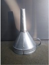 Lejek metalowy do paliwa PROSTY z sitkiem 15,5CM