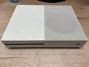 KONSOLA XBOX ONE S 500GB PAD OKABLOWANIE Liczba kontrolerów w zestawie 1