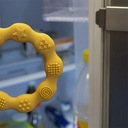 Gryzak silikonowy RING żółty ząbkowanie BabyOno Materiał silikon