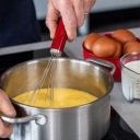 KitchenAid Empire Red lapos habverő Szín piros