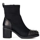 ЧЕРНЫЕ ЖЕНСКИЕ УТЕПЛЕННЫЕ БОТИНКИ С ШИПАМИ