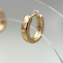 Маленькие золотые серьги-кольца, гладкие обручи, позолоченная хирургическая сталь.