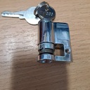 ВСТАВКА ДЛЯ ЗАМКА РАСПРЕДЕЛИТЕЛЬНОГО ЩИТА 1333 С КЛЮЧОМ