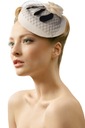 Женская шляпа-токе с фетровой фетровой застежкой в ​​стиле ретро.