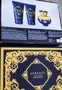 VERSACE - Pour Femme Dylan Blue Edp 50 ml Parfumovaná voda + Balzam + Gél Kapacita balenia 50 ml